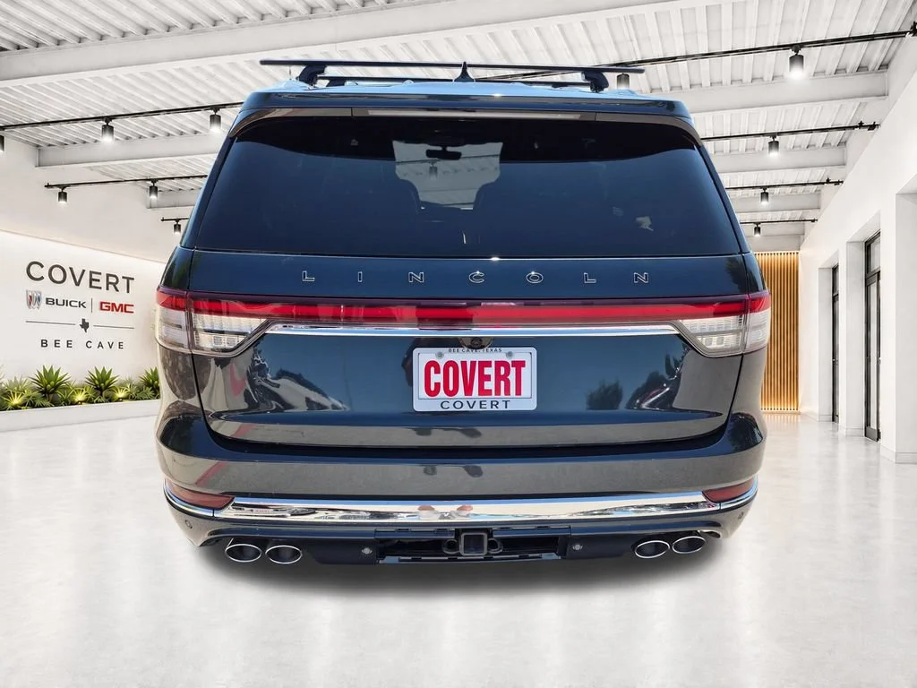 Used 2023  Lincoln Black Label image 10
