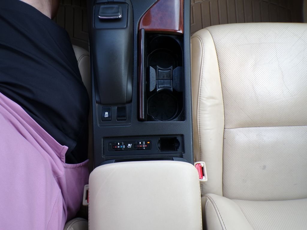 Used 2015 Gray Pearl Lexus 350 image 24