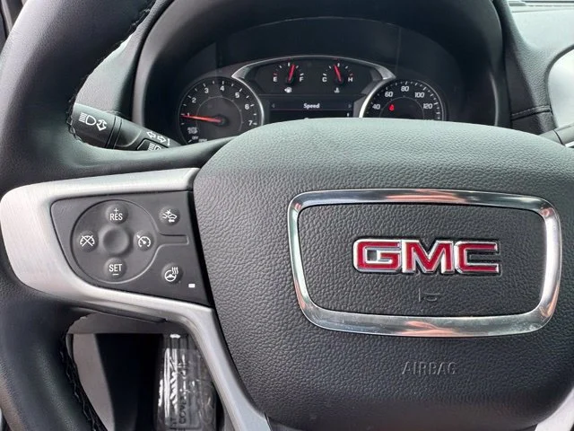Certified Used 2024 Sterling Metallic GMC SLT image 31