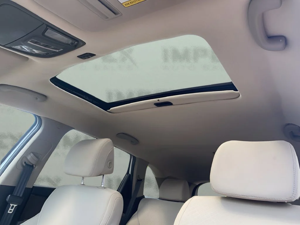Used 2017  Kia LX V6 image 10