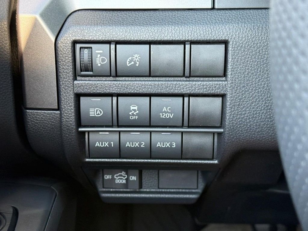 2025 Toyota Tacoma TRD Sport - Photo 13