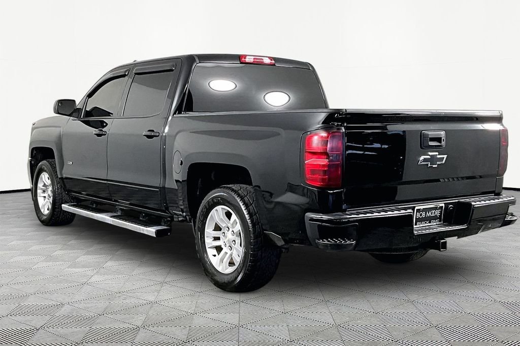 Used 2017 Black Chevrolet LT image 3