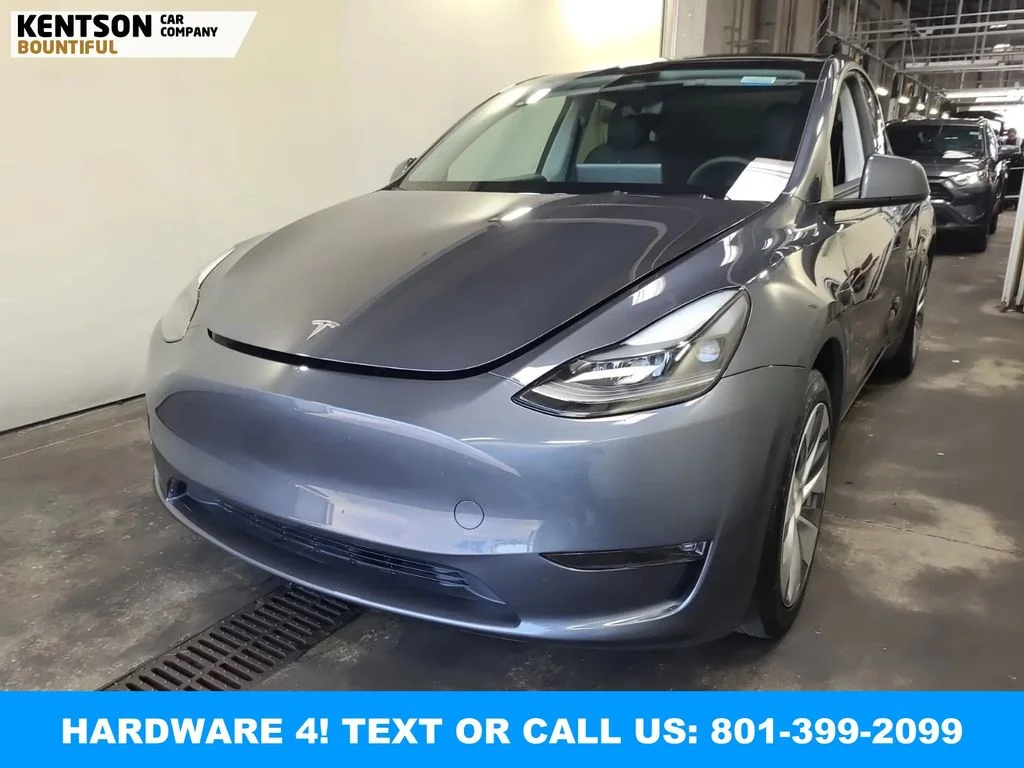 2023 Tesla Model Y Long Range Dual Motor All-Wheel Drive's photo