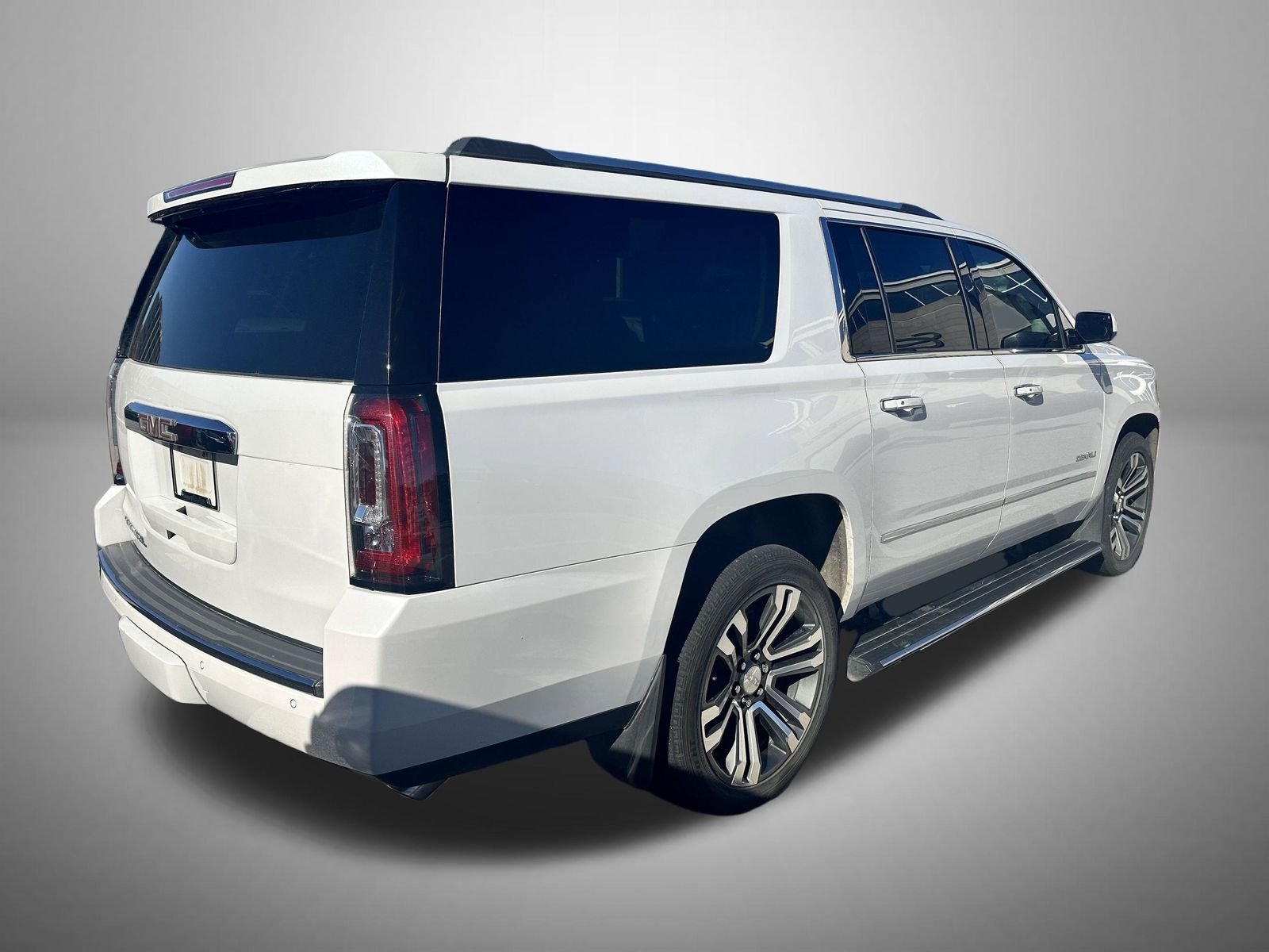 2020 Gmc Yukon XL Denali photo 3
