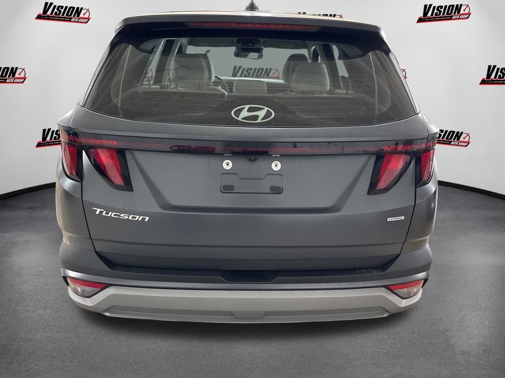 2025 Hyundai Tucson SE - Photo 6