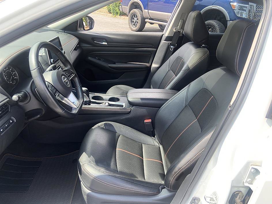 Used 2020 Pearl White Tricoat Nissan 2.5 SR image 11