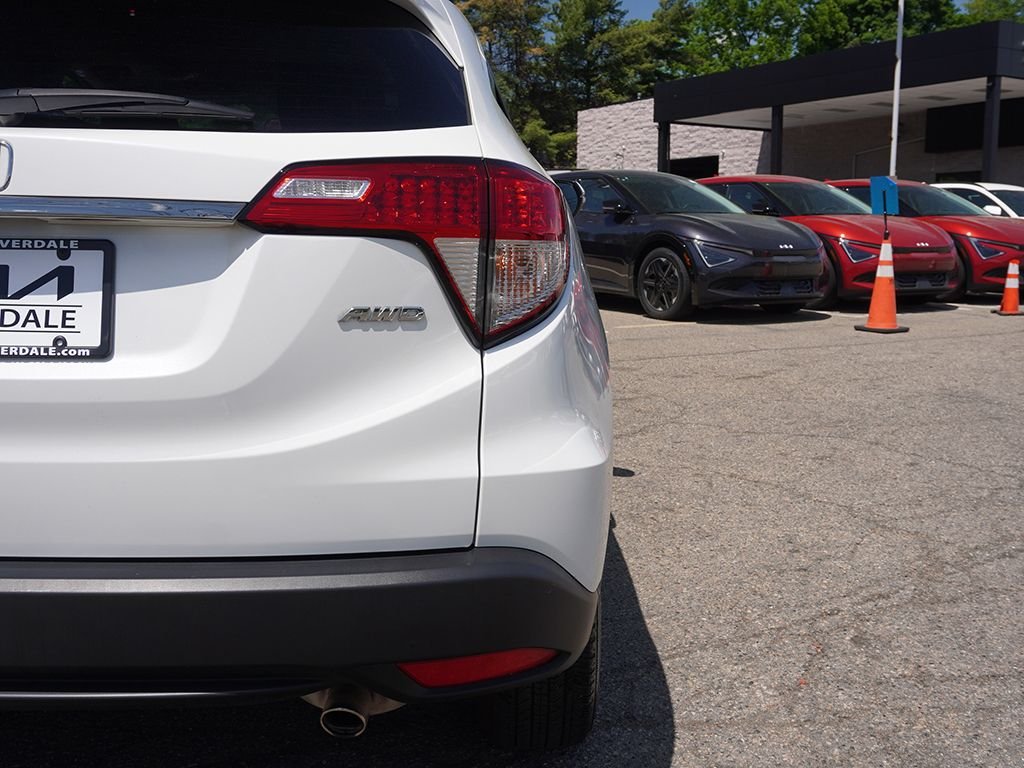 Used 2021 White Honda EX image 16