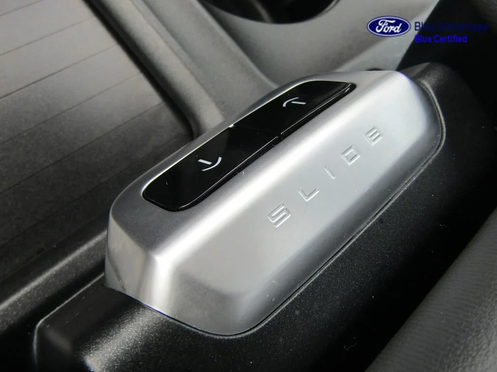 Certified Used 2025 Star White Ford Active image 35
