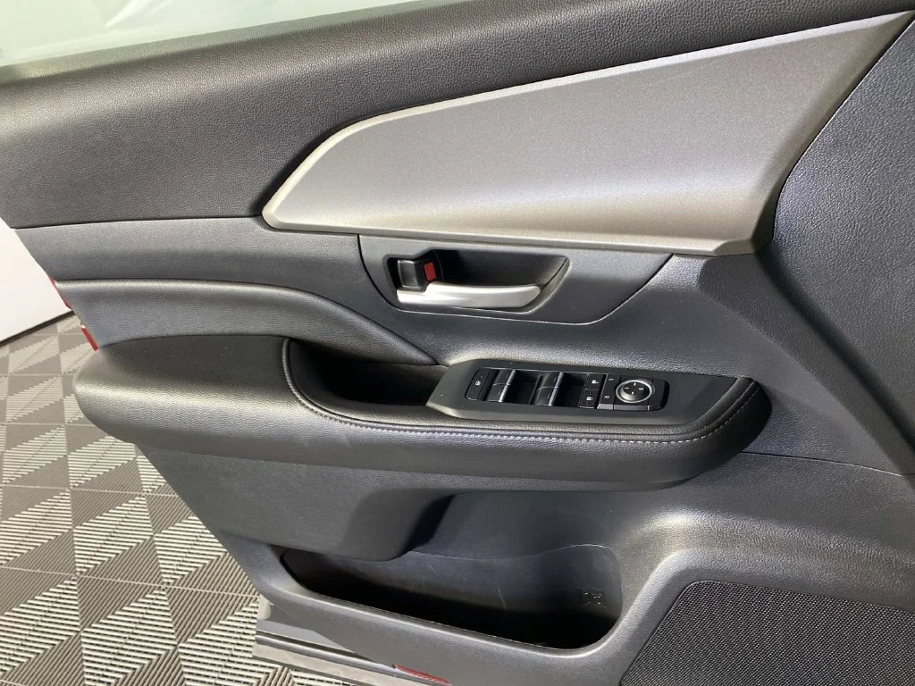 Used 2025 Red Toyota XLE image 22