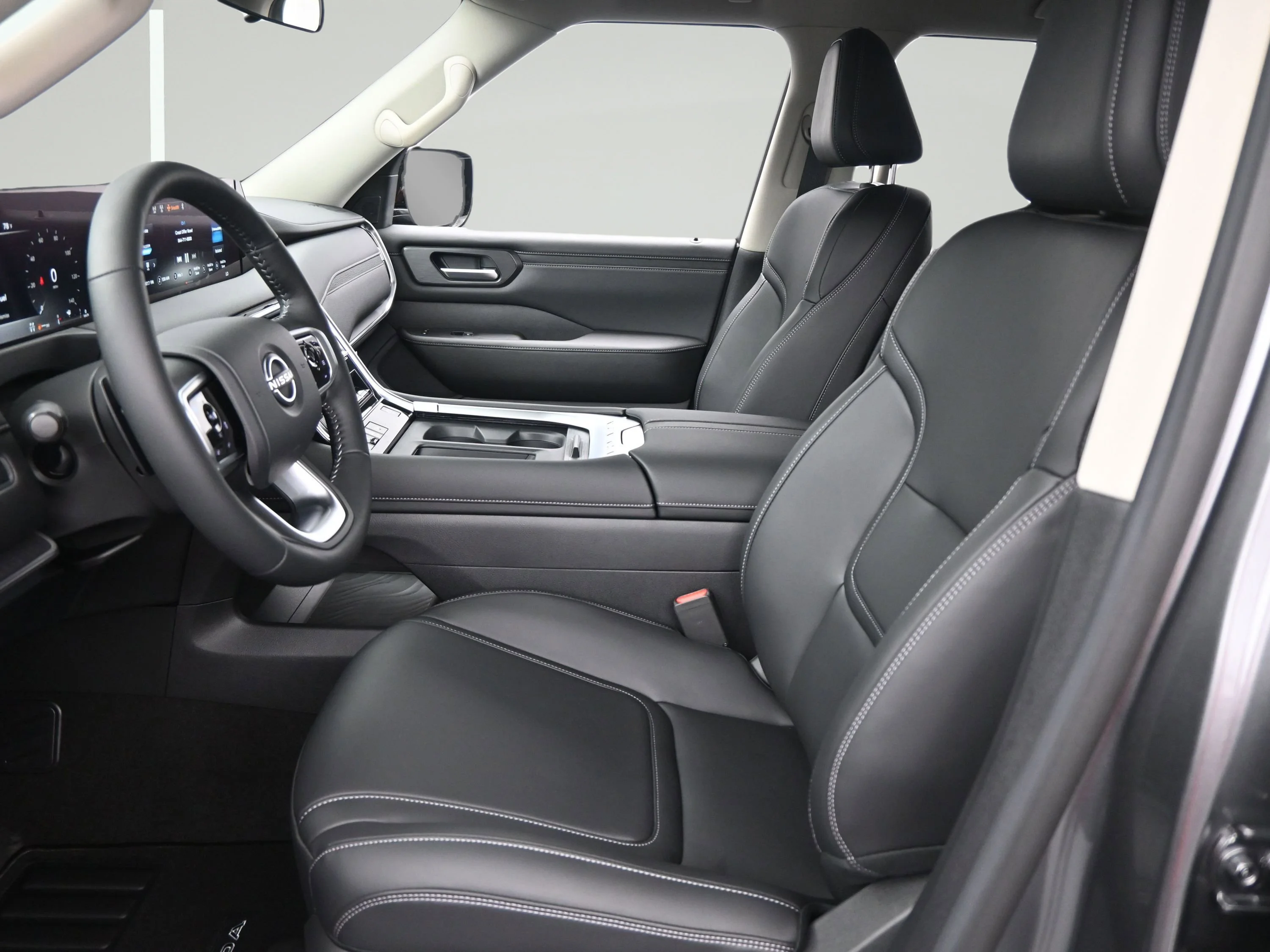 Certified Used 2025 Gun Metallic Nissan SV image 9