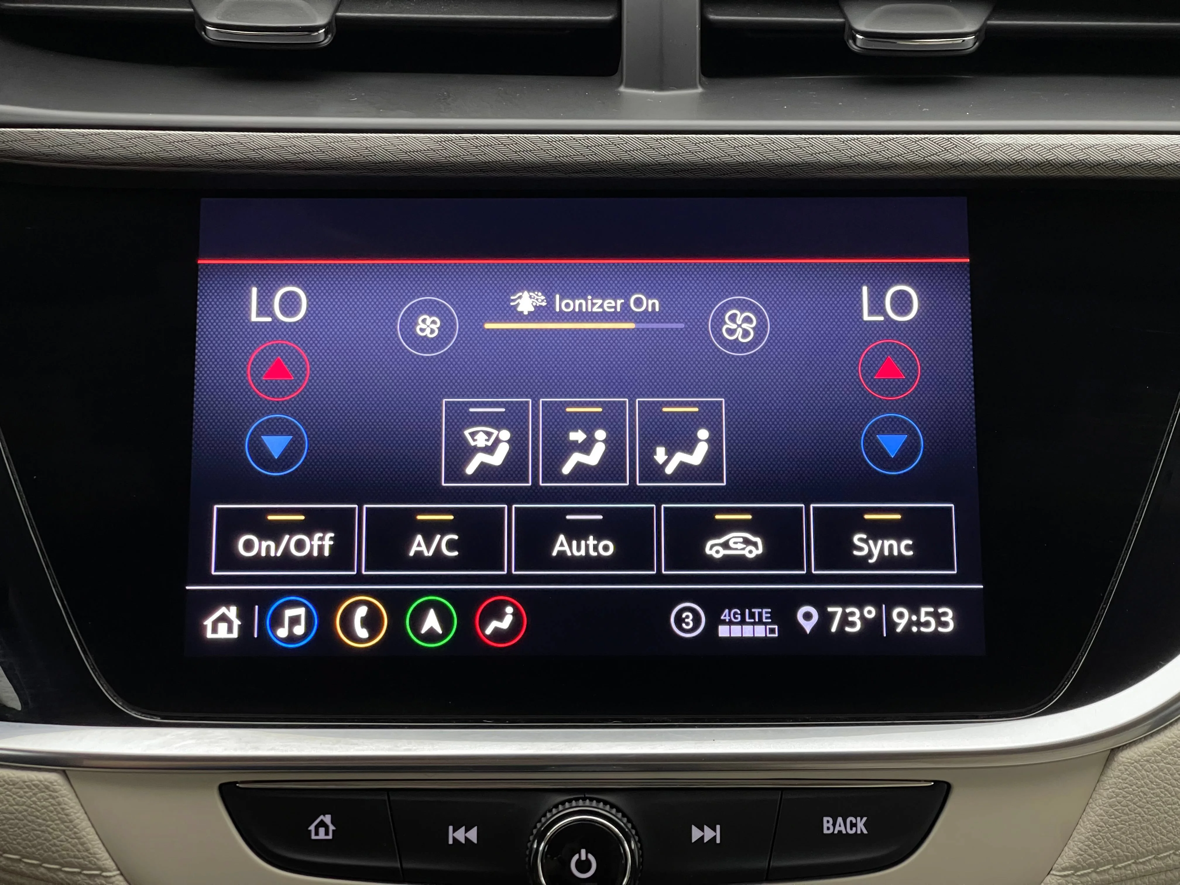 Used 2020 DARK MOON BLUE METALLIC Buick Essence image 28