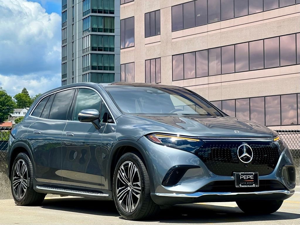 2024 Mercedes-Benz EQS SUV EQS 450 4MATIC Auto's photo