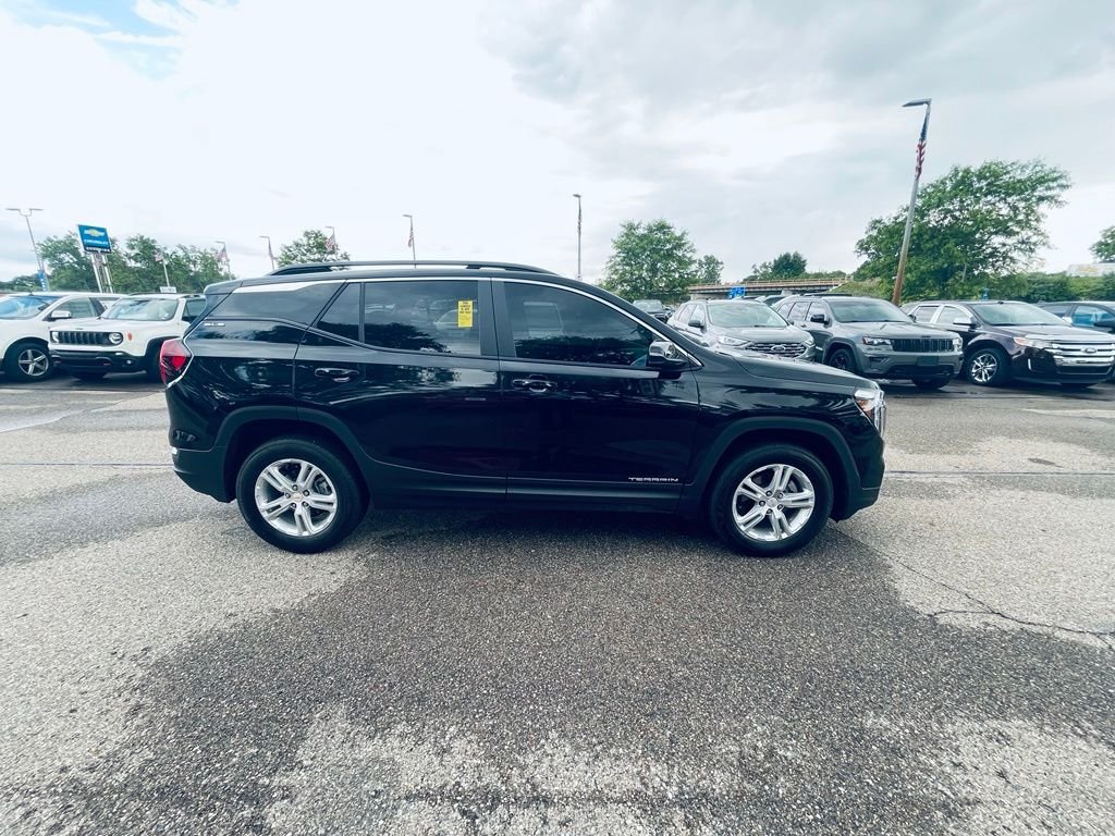 Used 2024 Black GMC SLE image 7