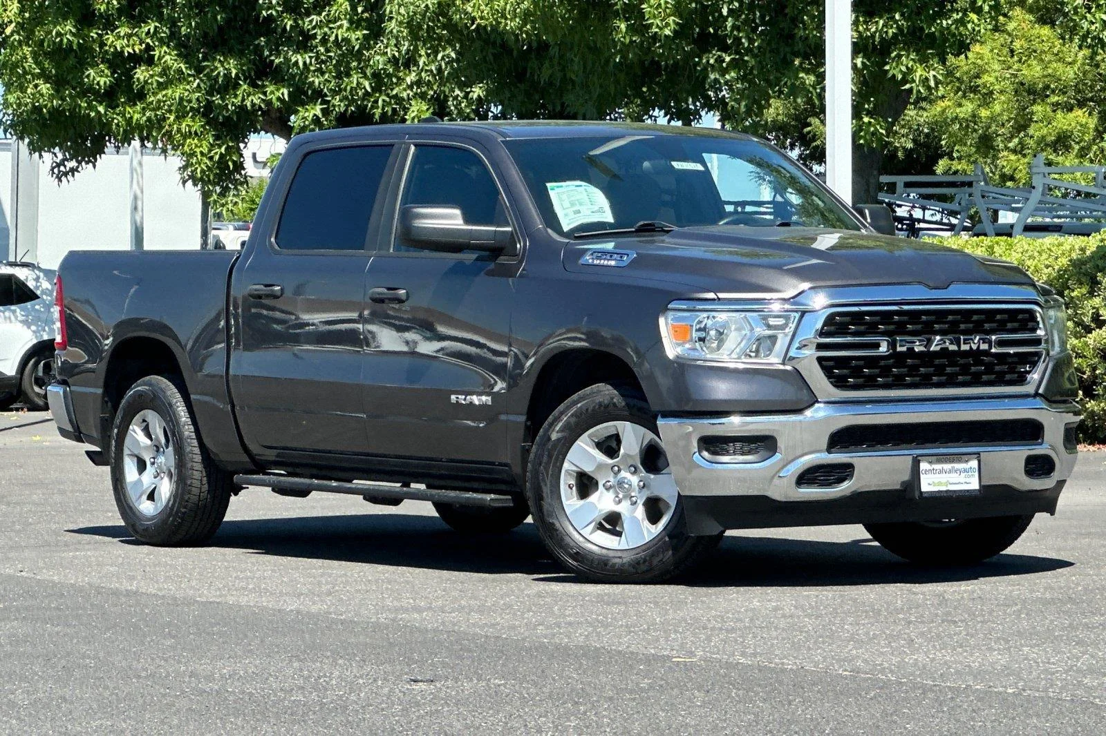 Used 2023 Granite Crystal Metallic Clearcoat Ram Big Horn image 2