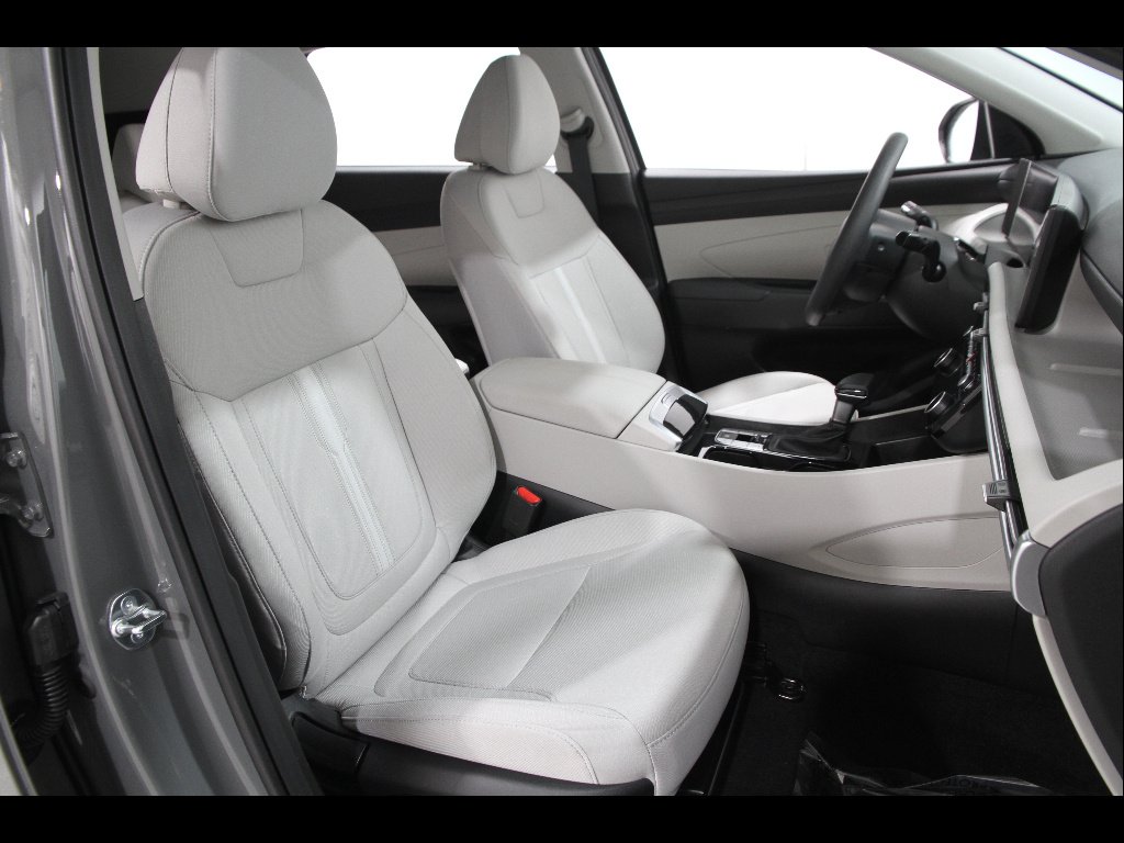 2026 Hyundai Tucson SEL - Photo 16