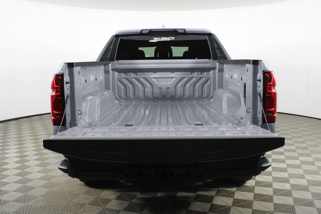 New 2026 Slate Gray Metallic Chevrolet WT - Standard Range image 7