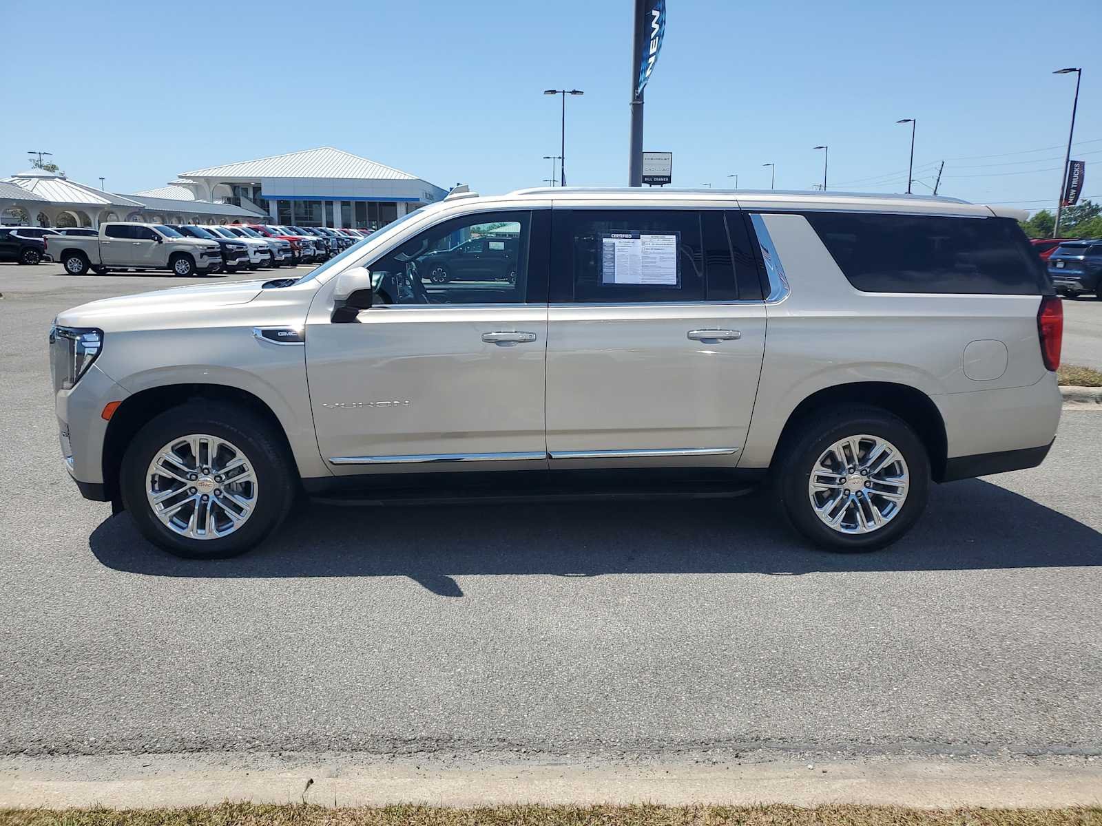Used 2023 Pearl Beige Metallic GMC SLT image 2