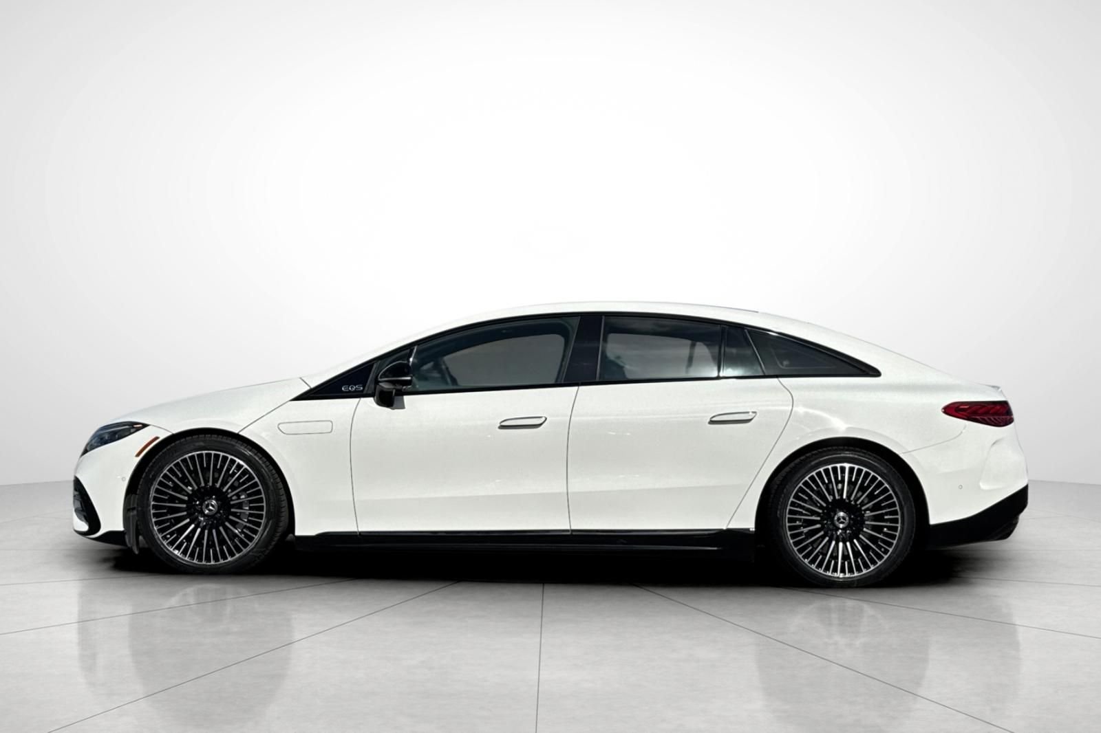 Certified Used 2024 White Mercedes-Benz 450 image 25