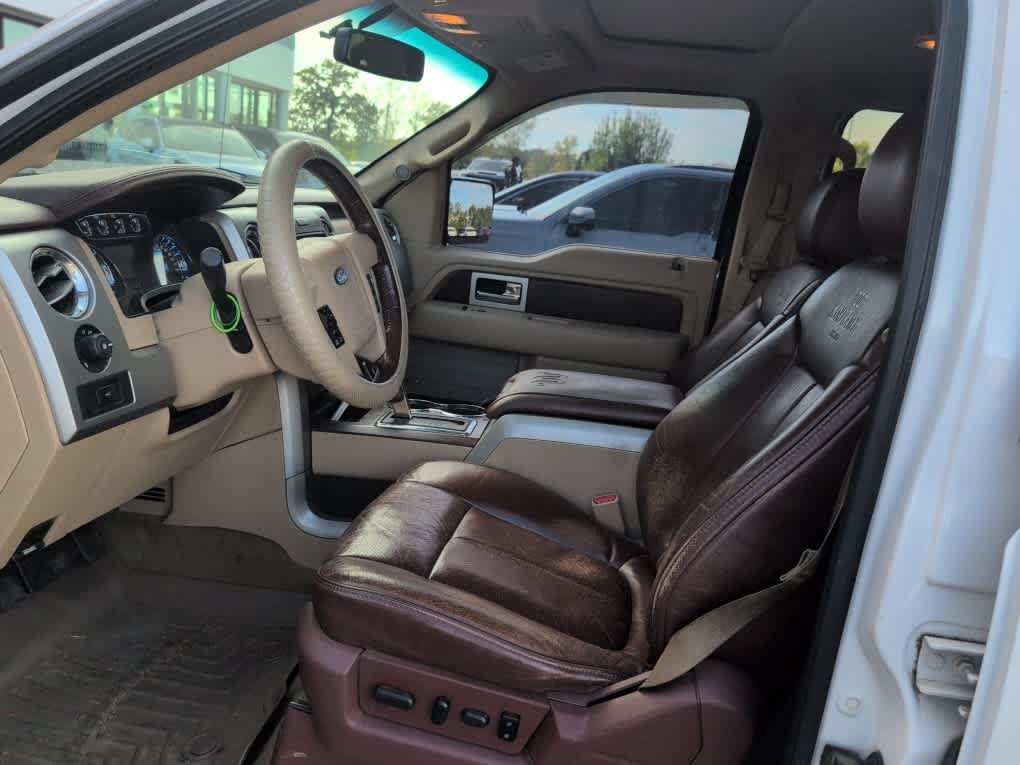 Used 2013 White Platinum Metallic Tri-Coat Ford King Ranch image 20