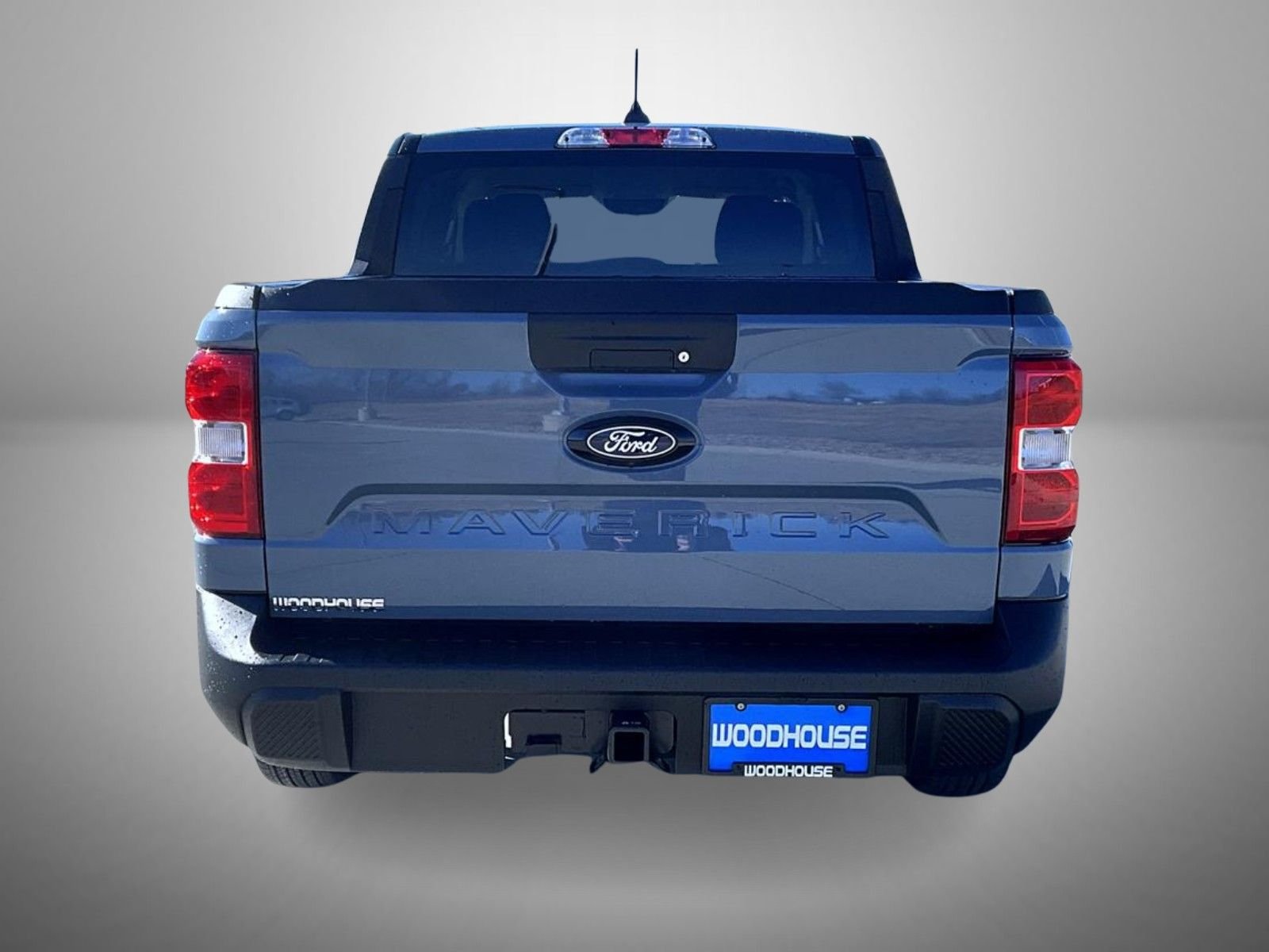 New 2026 Azure Gray Metallic Tri-Coat Ford XLT image 6