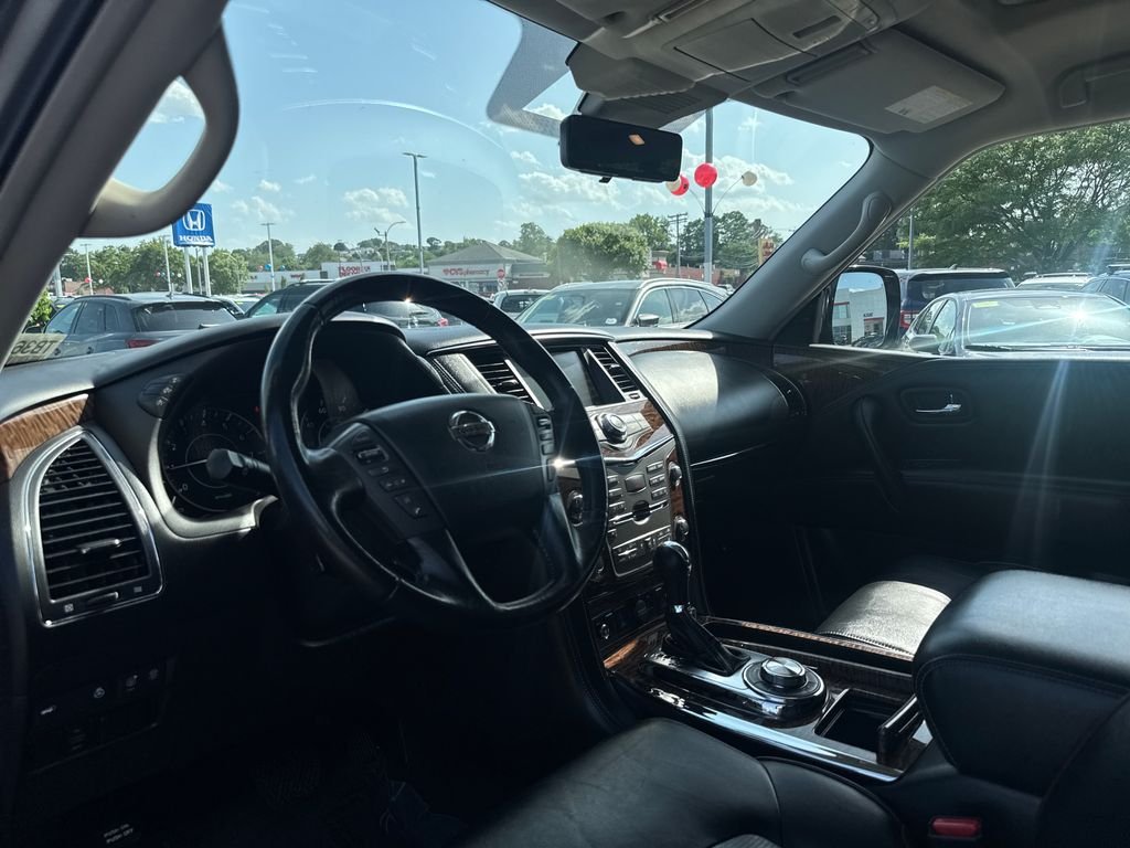 Used 2020 Gray Nissan Platinum image 15