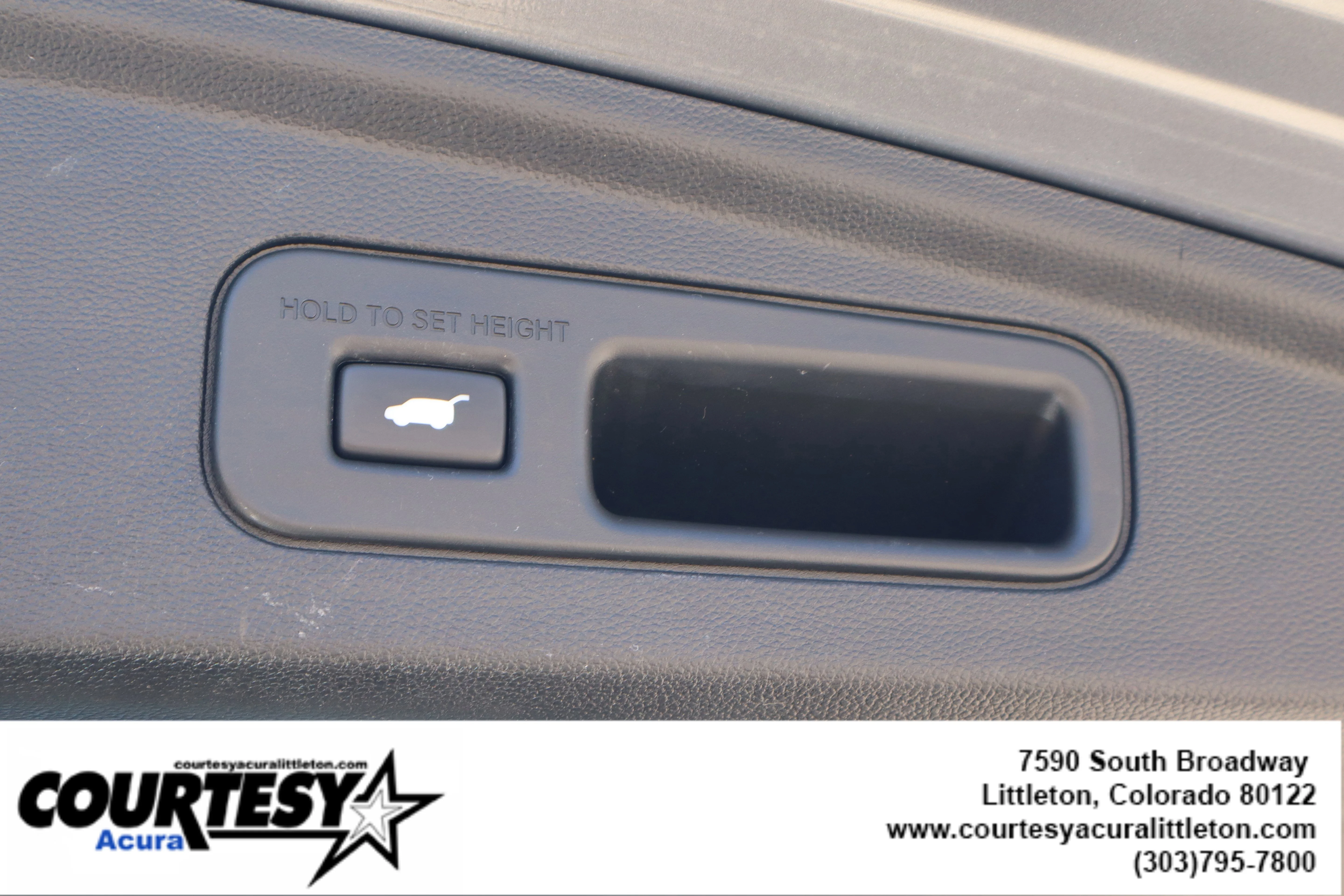 Used 2024 Liquid Carbon Metallic Acura SH-AWD TECH image 68