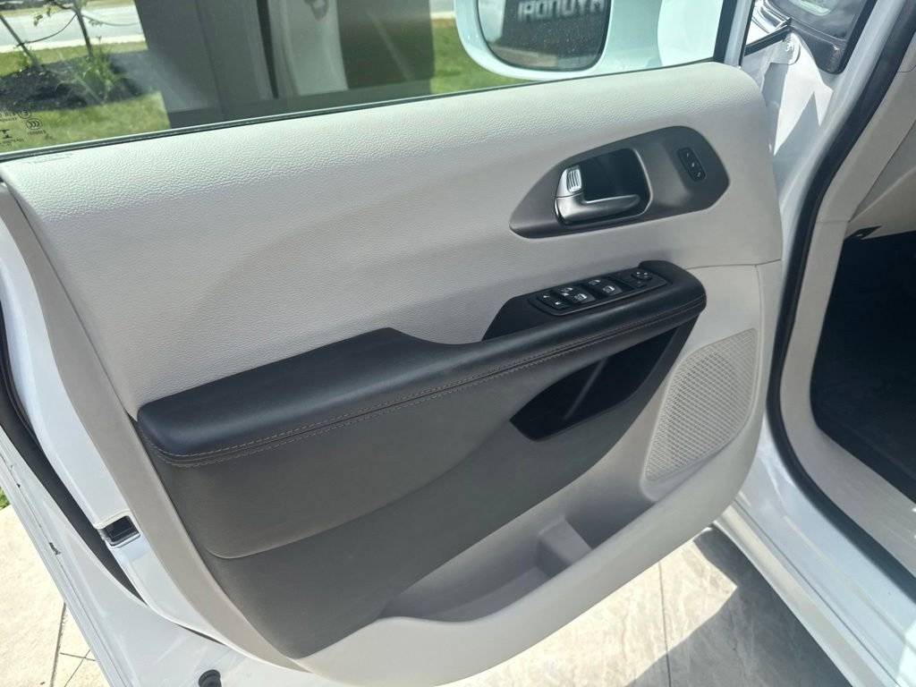 Used 2020 White Chrysler Touring L Plus image 14