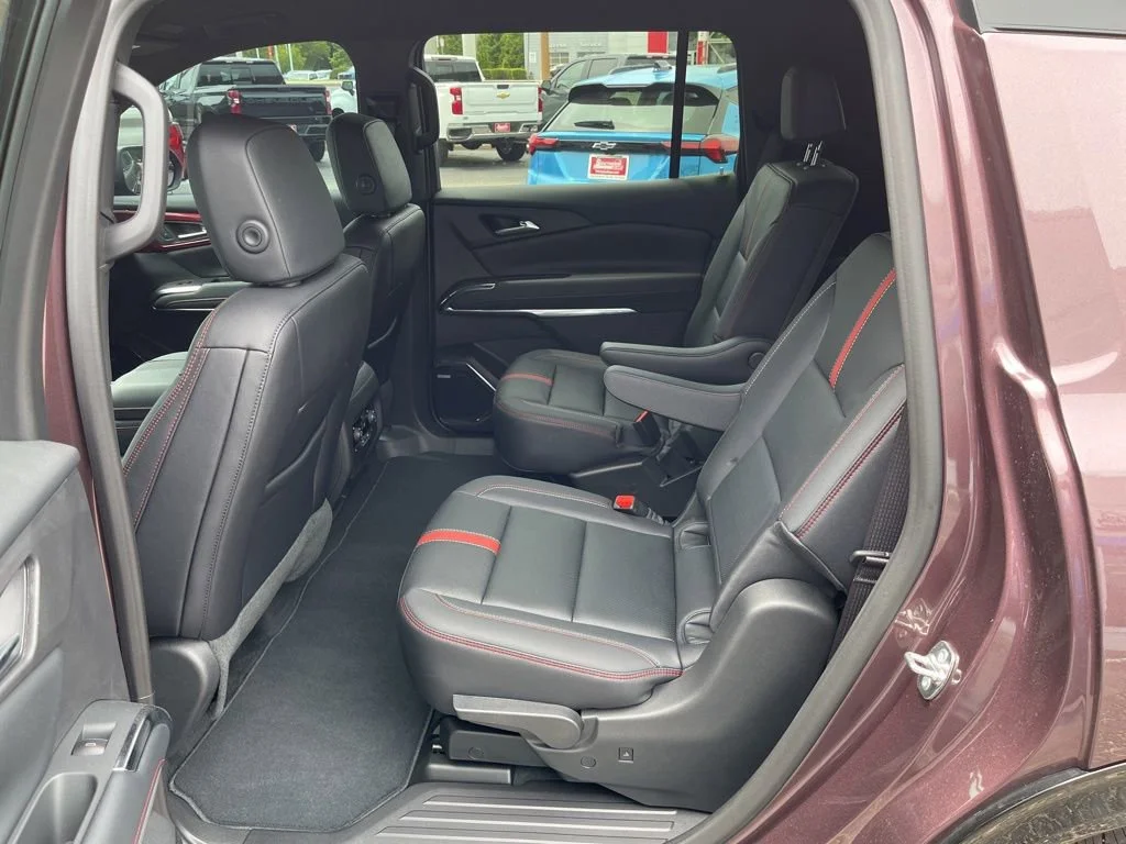 Used 2026 Stardust Metallic Chevrolet RS image 27