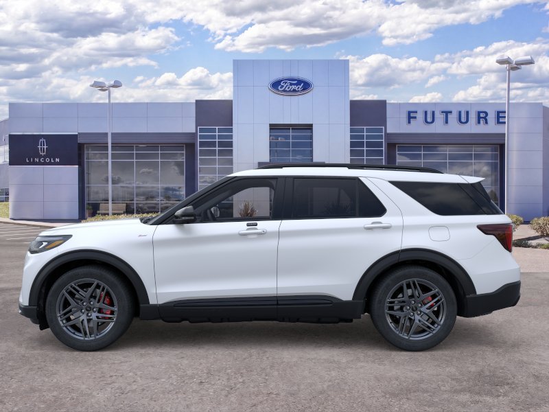 New 2026 Star White Metallic Tri-Coat Ford ST-Line image 3