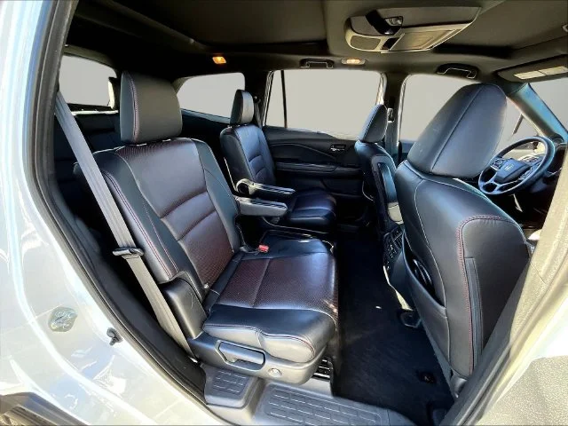 Used 2021  Honda Black Edition image 32