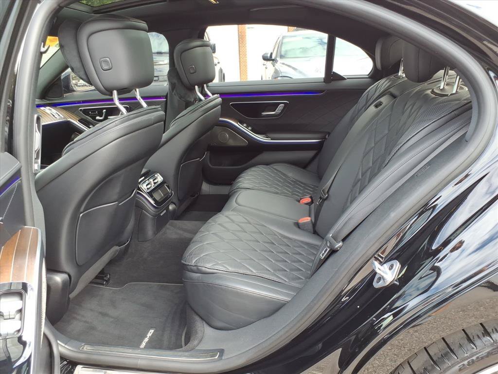 Used 2023 Black Mercedes-Benz S580 image 12