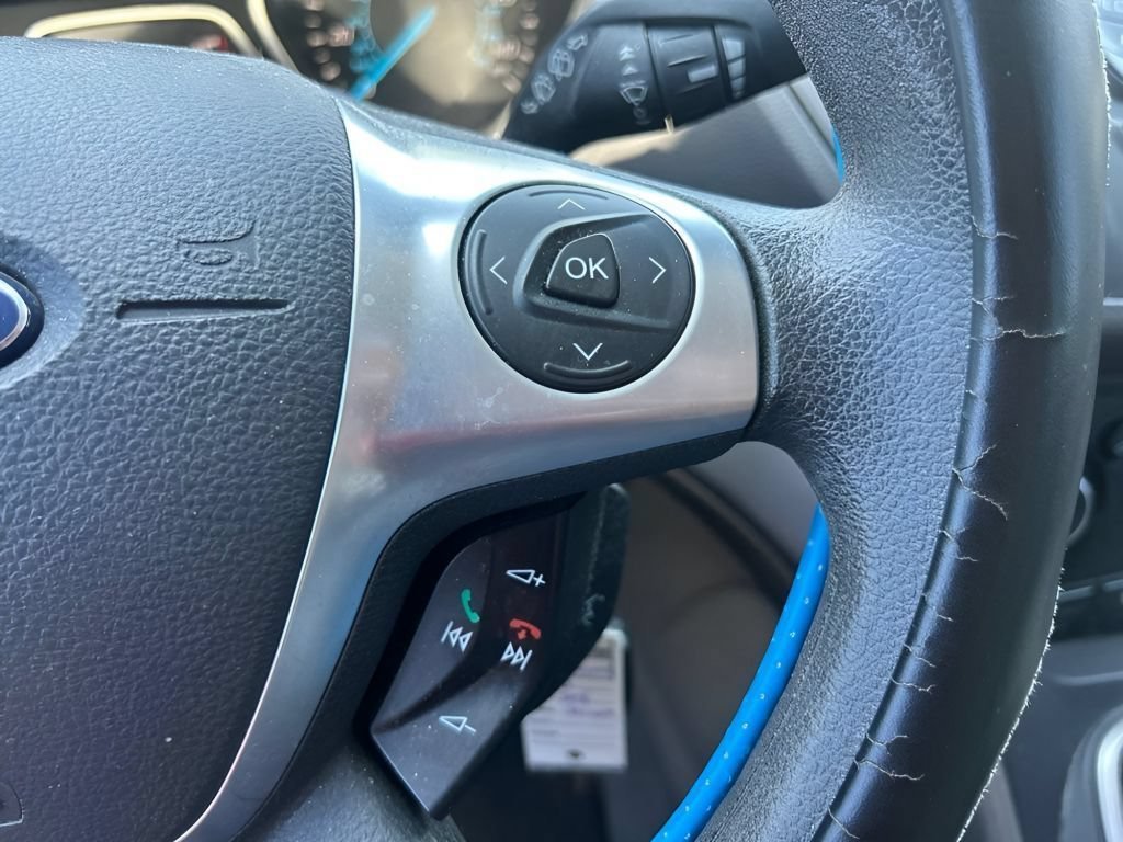 Used 2013 Ginger Ale Metallic Ford SE image 25