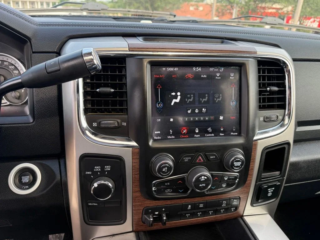 Used 2018 Black Ram Laramie image 21