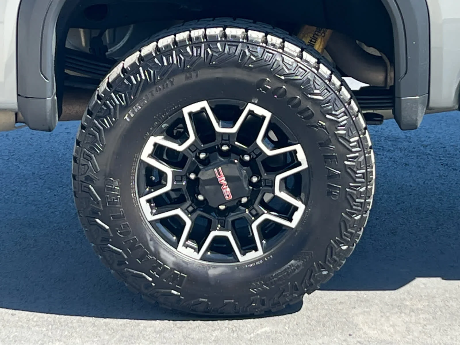 Used 2025 Gray GMC AT4X image 15