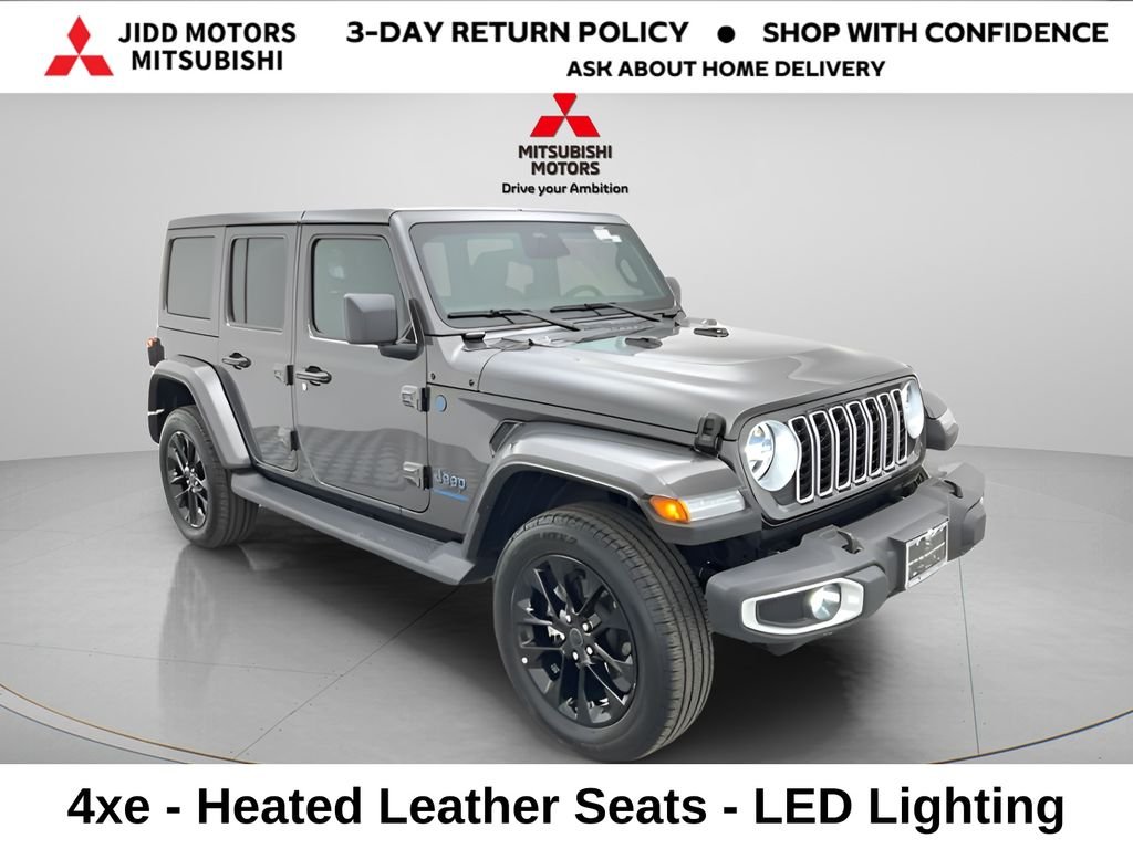 Used 2025 Crystal Metallic Jeep Sahara 4xe image 3