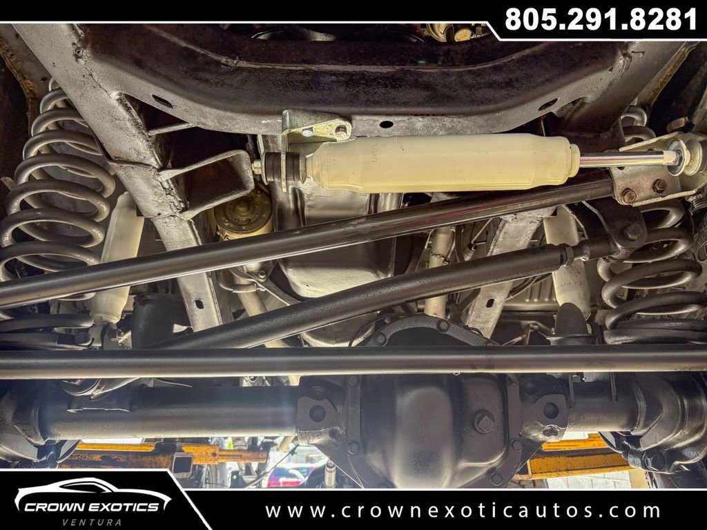 Used 1972  Ford 2dr Convertible image 44