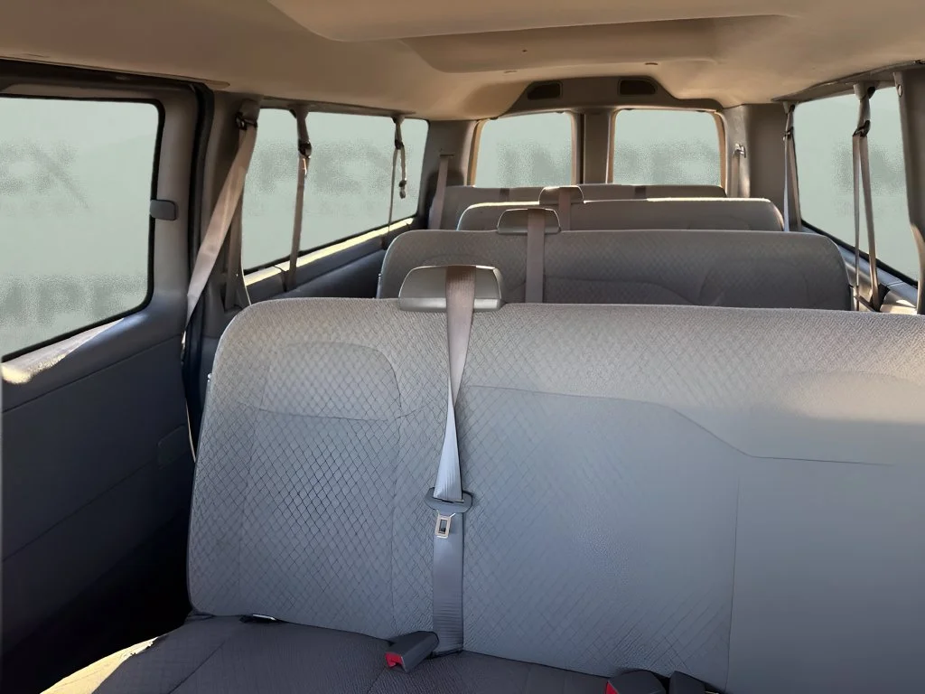 Used 2025 White Chevrolet LT image 12