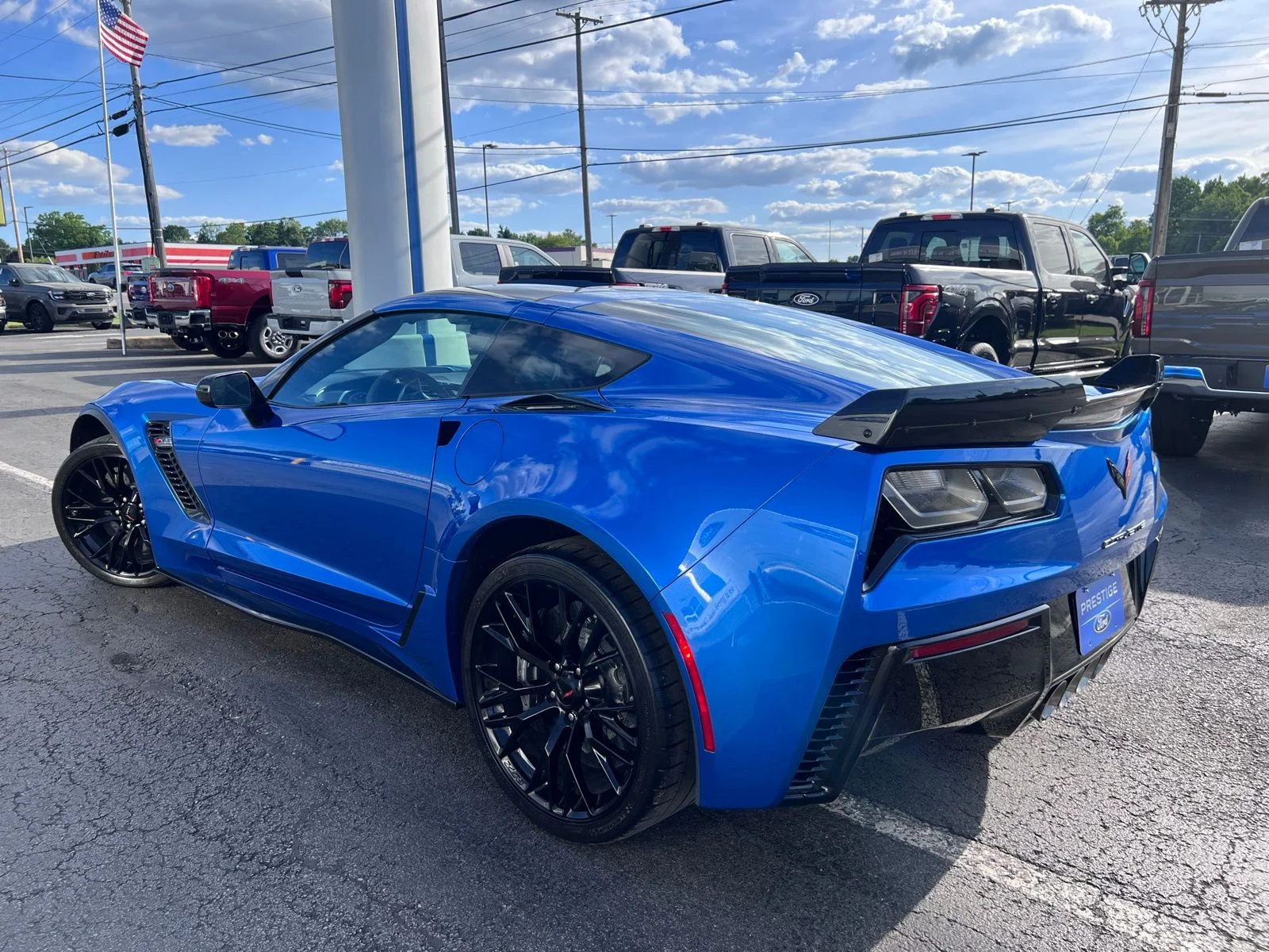 Used 2016 Laguna Blue Metallic Tintcoat Chevrolet Z06 image 13