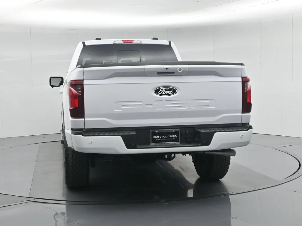 New 2026 White Ford XLT image 40