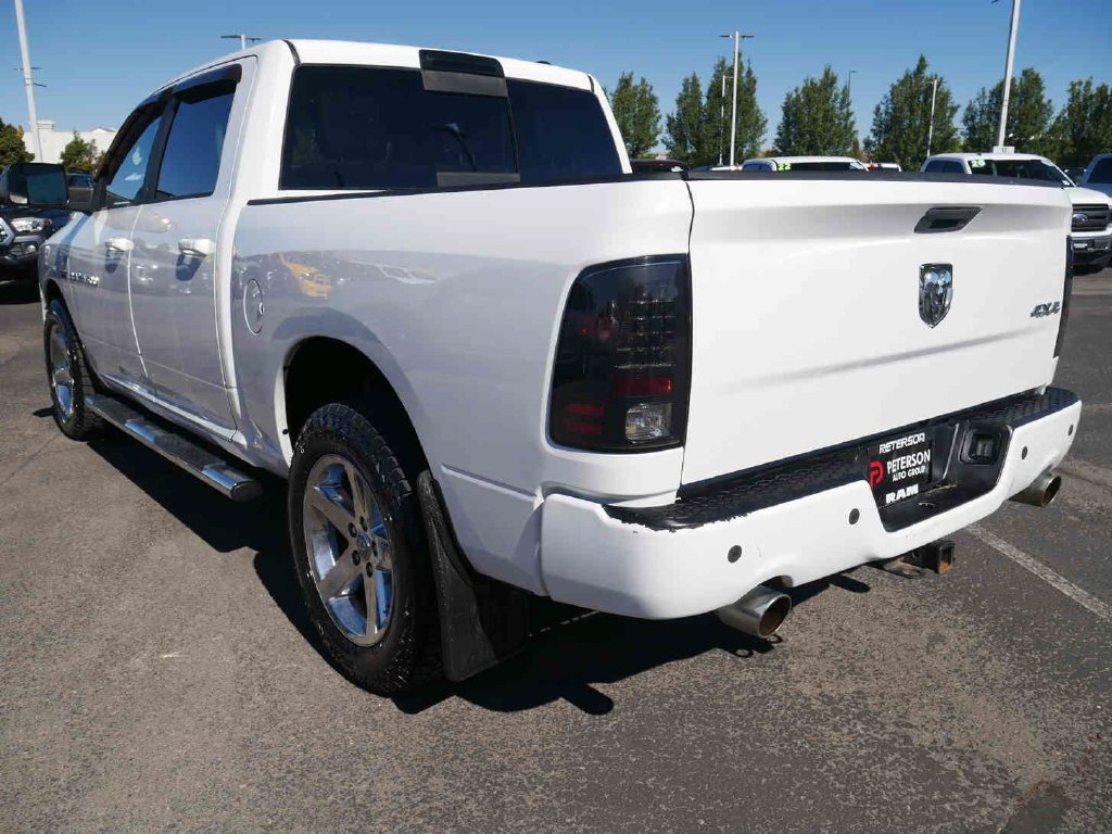Used 2012 White Ram Sport image 19