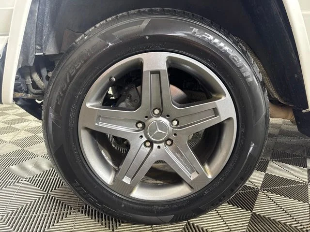 Used 2016 White Mercedes-Benz G 550 image 10