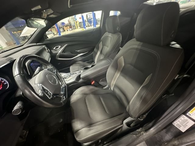 Used 2023 Black Chevrolet 1LT image 17