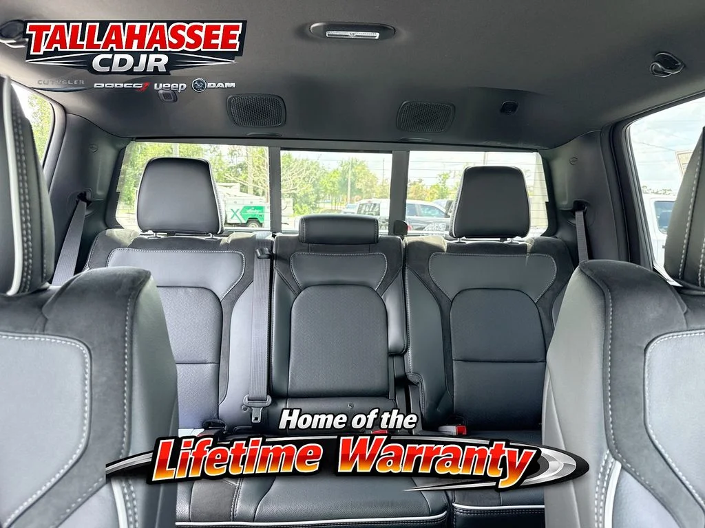 New 2026 Serrano-Green Metallic Exterior Paint RAM Laramie image 28