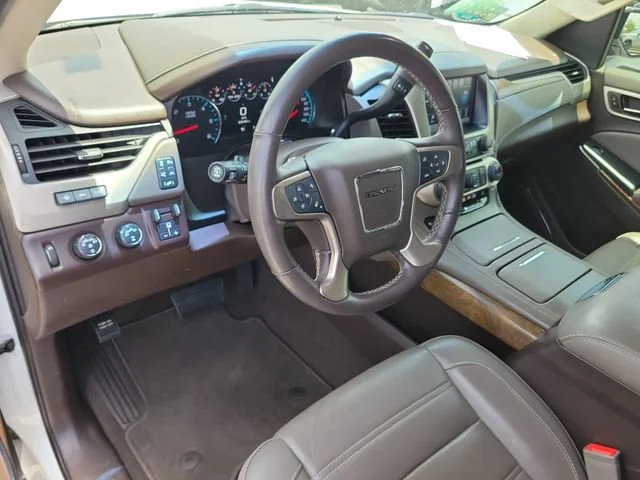 2019 GMC Yukon Denali - Photo 24