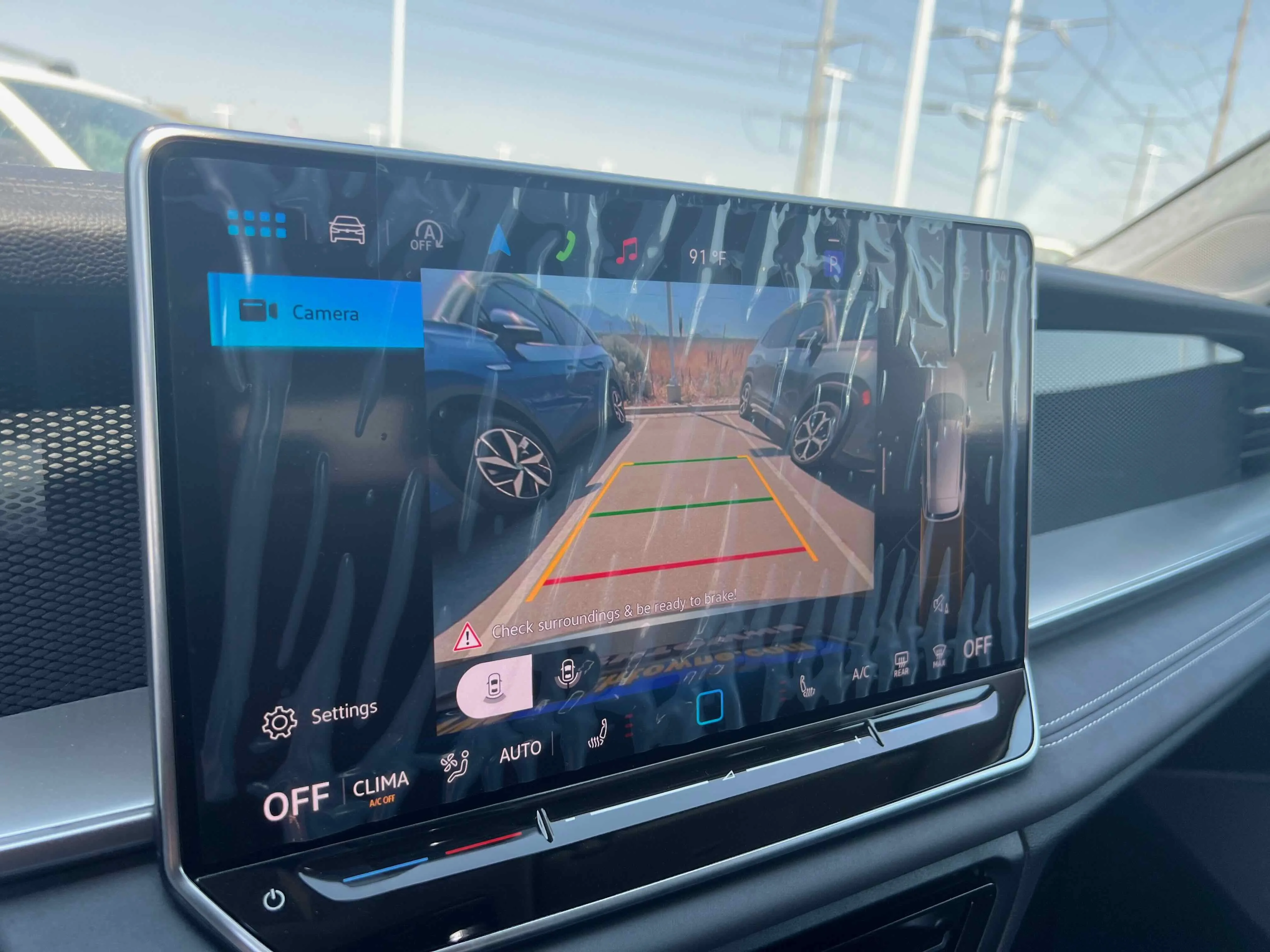 New 2025 Platinum Gray Volkswagen SE image 27