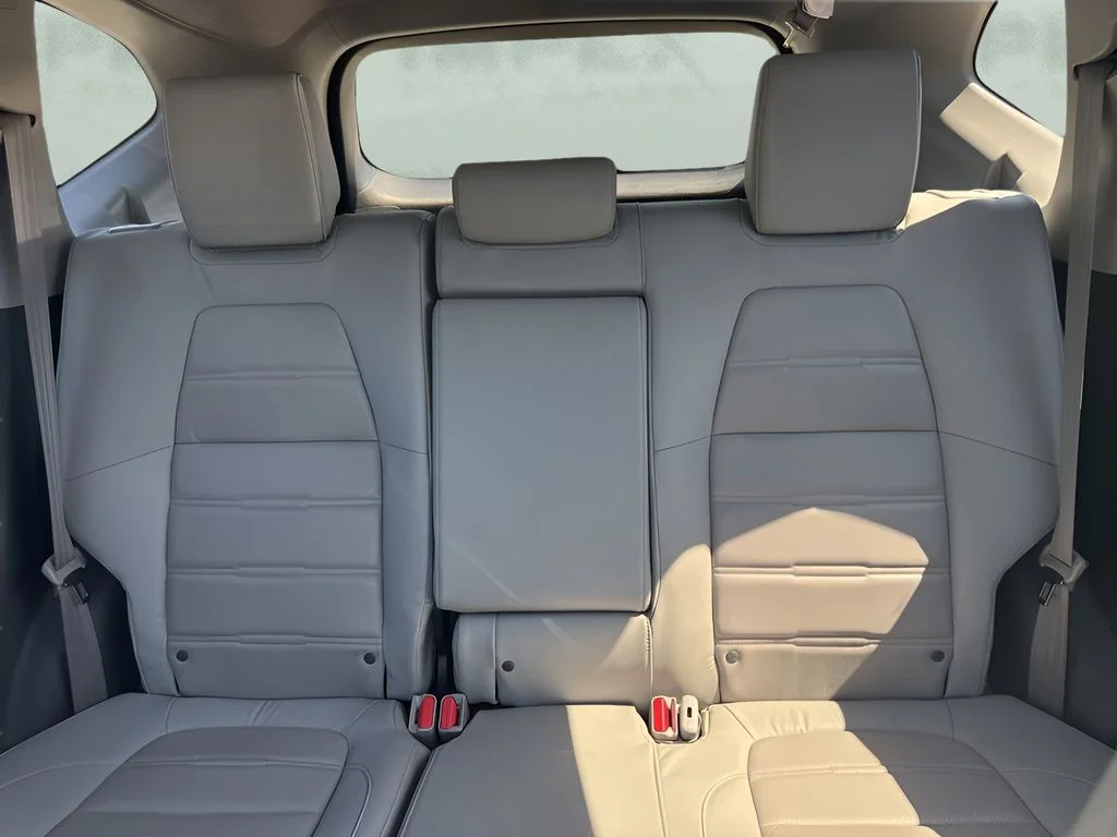 Used 2019  Honda Touring image 13