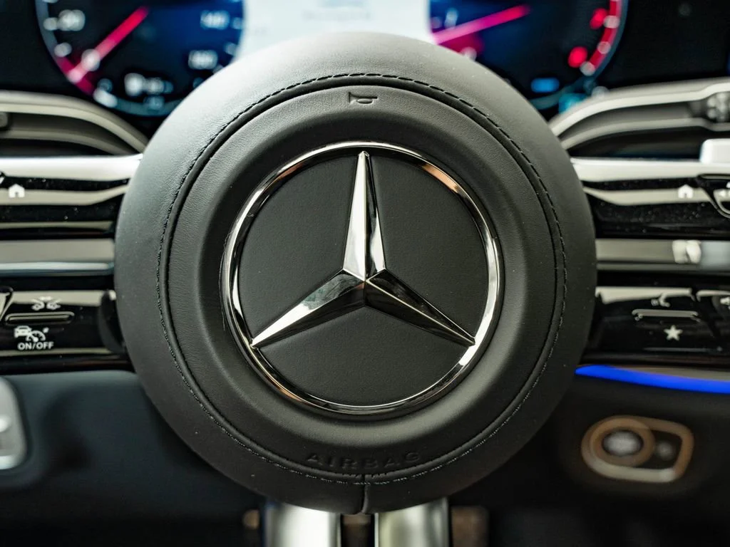 New 2026 Moonlight White Mercedes-Benz GLS 450 image 32