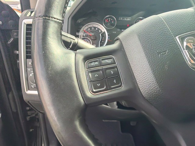 Used 2015 Brilliant Black Crystal Pearlcoat Ram Outdoorsman image 22
