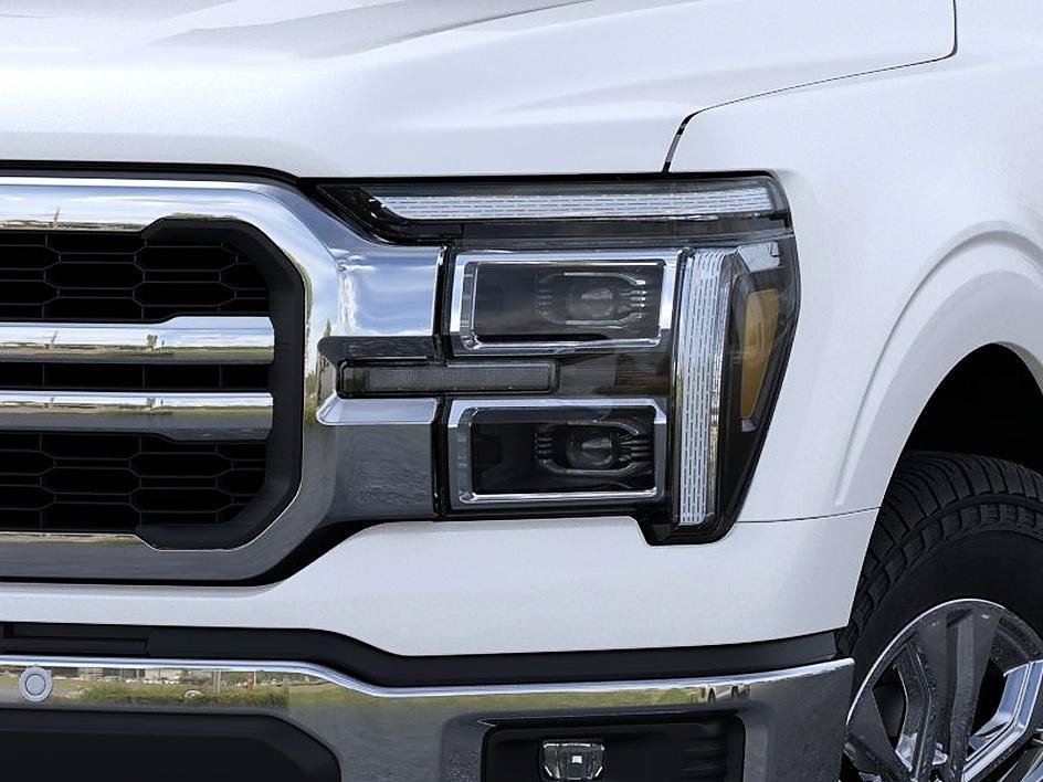 New 2026 Star White Metallic Tri-Coat Ford Lariat® image 18