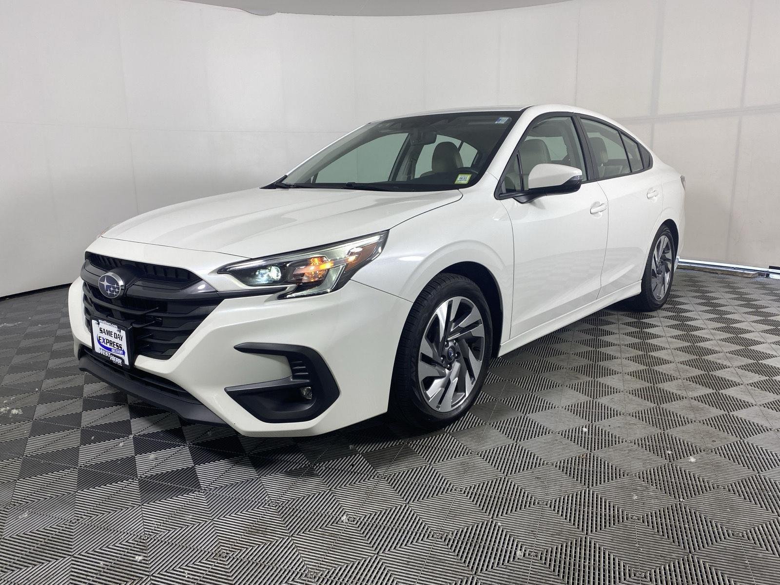 Used 2024 Crystal White Pearl Subaru Limited image 3